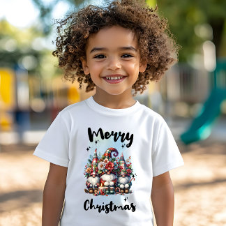 Camiseta Festive Nordic Gnome Trio with Candles and Winter