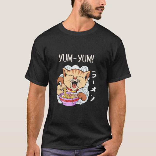 Camiseta Fideos de Ramen, un gato de Kawaii comiendo fideos (Anverso)