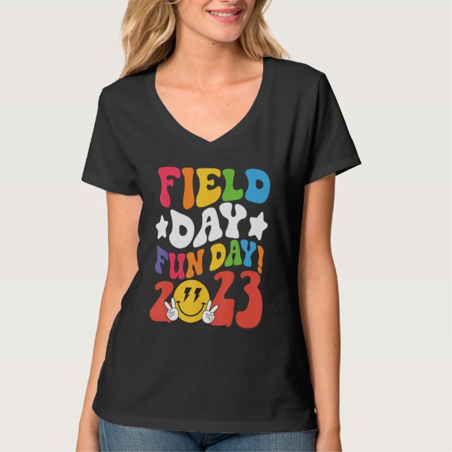 Camiseta Field Day Fun Day 2023 Groovy School Trip Teacher  (Anverso)