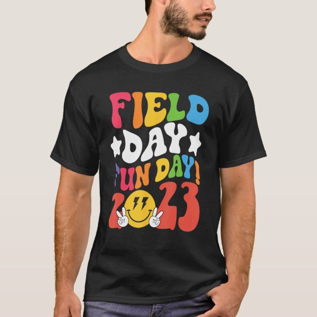 Camiseta Field Day Fun Day 2023 Groovy School Trip Teacher  (Anverso)