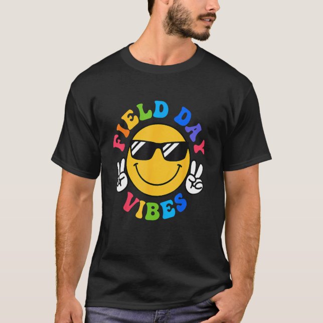 Camiseta Field Day Vibes  For Teacher Kids Happy Field Day  (Anverso)