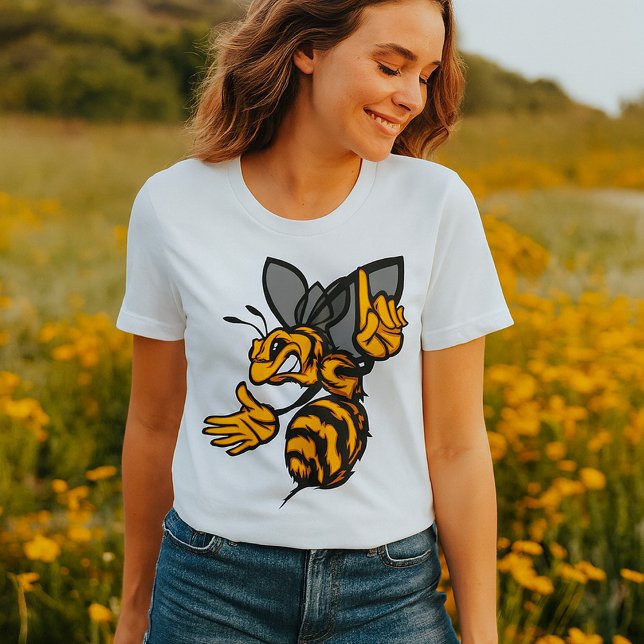 Camiseta Fierce Bee Womens T-Shirt (Subido por el creador)