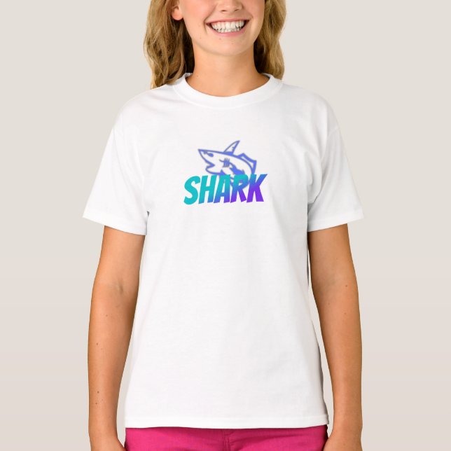 Camiseta Fierce Gradient Shark Logo | Bold Ocean Vibes (Anverso)