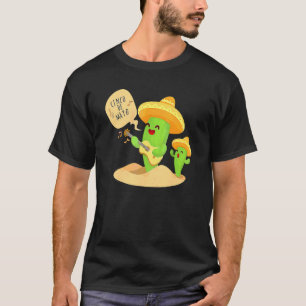 Camiseta Fiesta Cactus toca la guitarra Cinco De Mayo Mexi