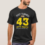 Camiseta Fiesta de 43 años toma Nap Funny 43rd Birthday Slo<br><div class="desc">Fiesta de 43 años toma a Nap Graciosa Bolsa de Cumpleaños 43.</div>