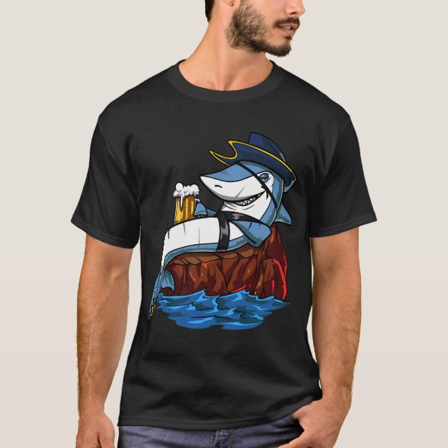 Camiseta Fiesta de cerveza del pirata tiburón (Anverso)