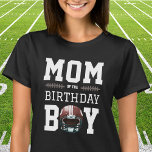 Camiseta Fiesta de cumpleaños de fútbol, mamá<br><div class="desc">Presentamos nuestra exclusiva camiseta "Mamá del niño cumpleaños", un símbolo de amor y celebración en perfecta armonía con las festividades del fútbol del primer año de caída. Esta camiseta no es solamente un traje; es una declaración sincera del orgullo y la alegría de una madre. Diseñada meticulosamente, esta camiseta captura...</div>