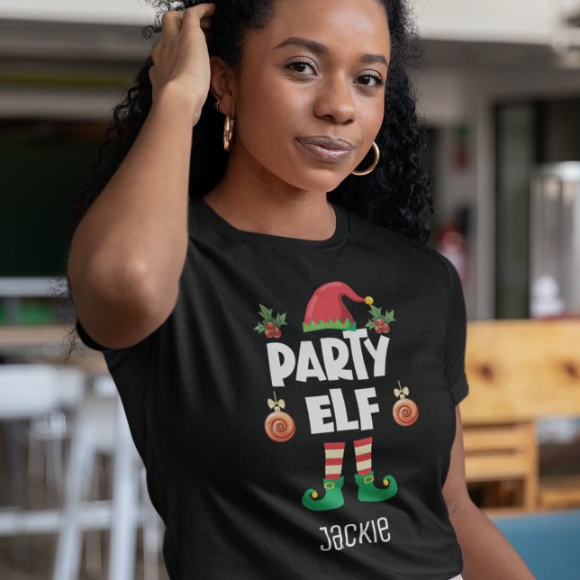 Camiseta Fiesta elf Navidades familia nombre del equipo de  (Subido por el creador)