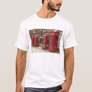 Camiseta Fila de cabinas telefónicas en la parte trasera de