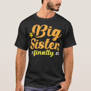 Camiseta Finally Big Sister 2023 
