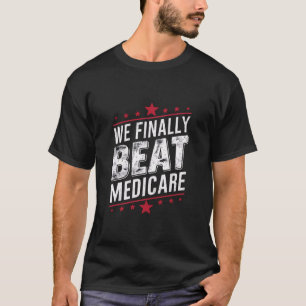 Camiseta Finalmente Derrotamos a Medicare Trump Biden Elecc