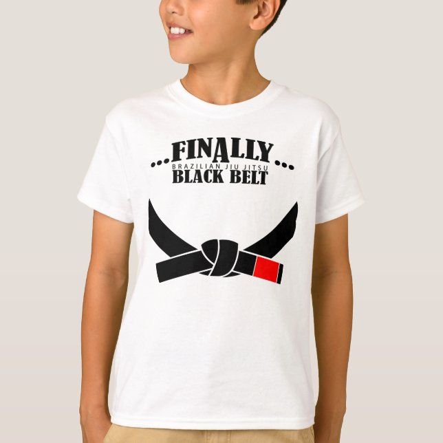 Camiseta Finalmente, ¡¡¡Un Cinturón Negro BJJ!!! (Anverso)