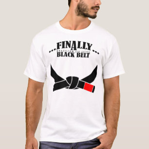 Camiseta Finalmente, ¡¡¡Un Cinturón Negro BJJ!!!