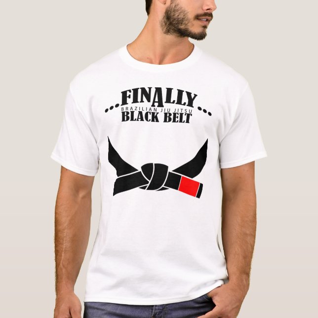 Camiseta Finalmente, ¡¡¡Un Cinturón Negro BJJ!!! (Anverso)