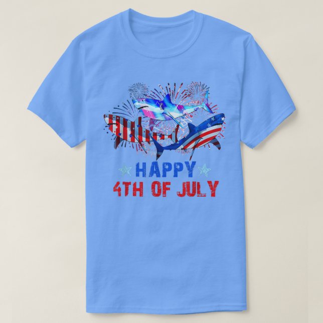 Camiseta Fireworks Red White Blue Three Sharks Happy 4th Of (Diseño del anverso)