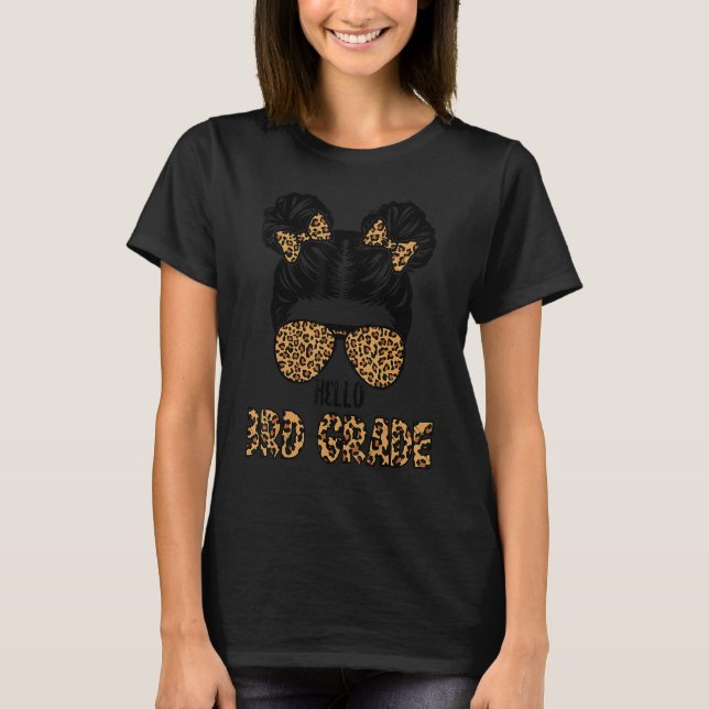 Camiseta First Day Of School Hello 3rd Grade Leopard Messy  (Anverso)