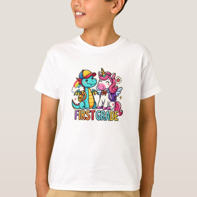 Camiseta First Grade Dragon and Unicorn (Anverso)