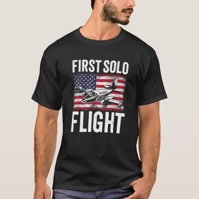 Camiseta First Solo Flight Plane Aircraft Pilot Flight   (Anverso)