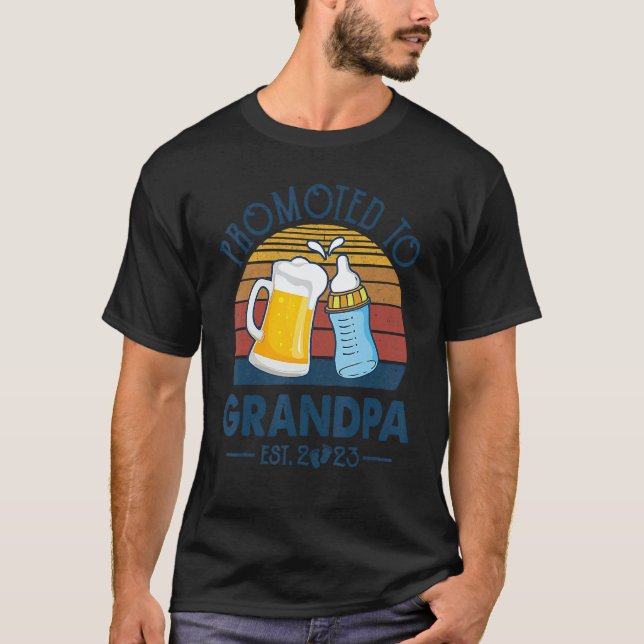 Camiseta First Time Grandpa Promoted To Grandpa 2023 Father (Anverso)