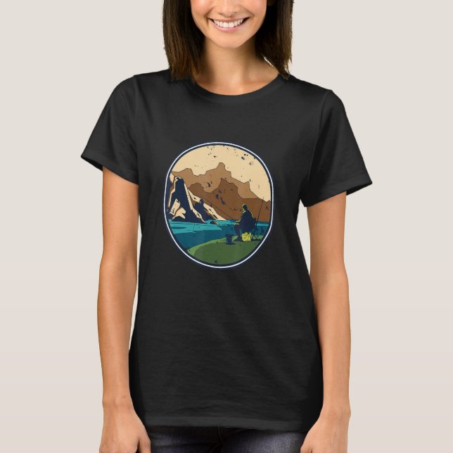 Camiseta Fishing Trip a with a Man Fishing At a River (Anverso)