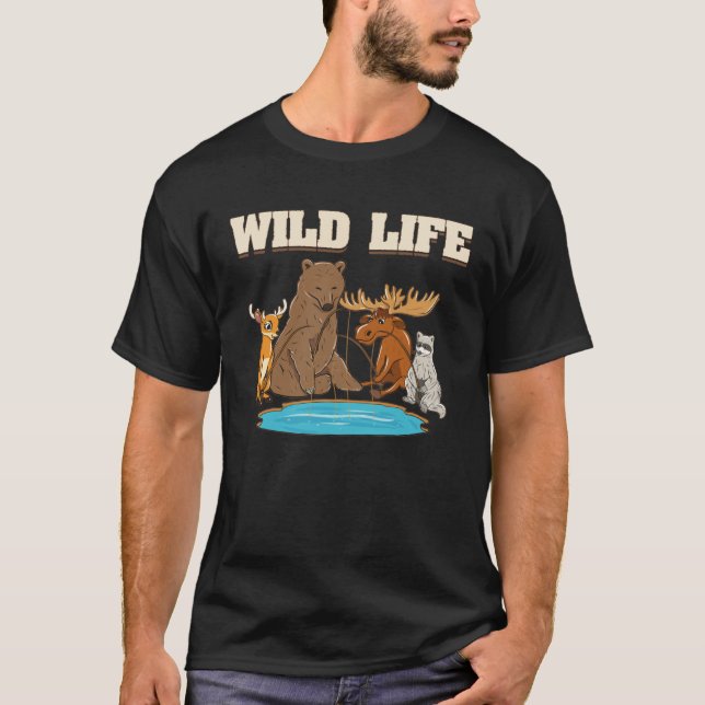 Camiseta Fishing  With Deer Raccoon Moose Bear (Anverso)