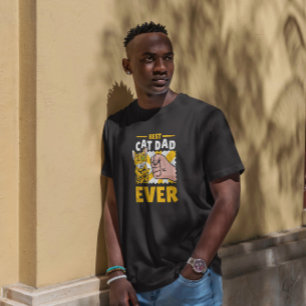 Camiseta Fist Bumping Cat Dad