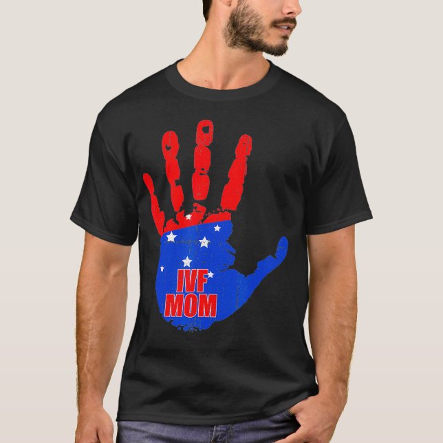 Camiseta FIV Gift Warrior Mano Mamá Transfiere Día Infertil (Anverso)