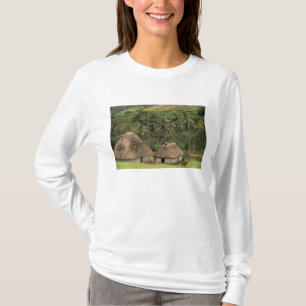 Camiseta Fiyi, Viti Levu, Navala, casas tradicionales Bure