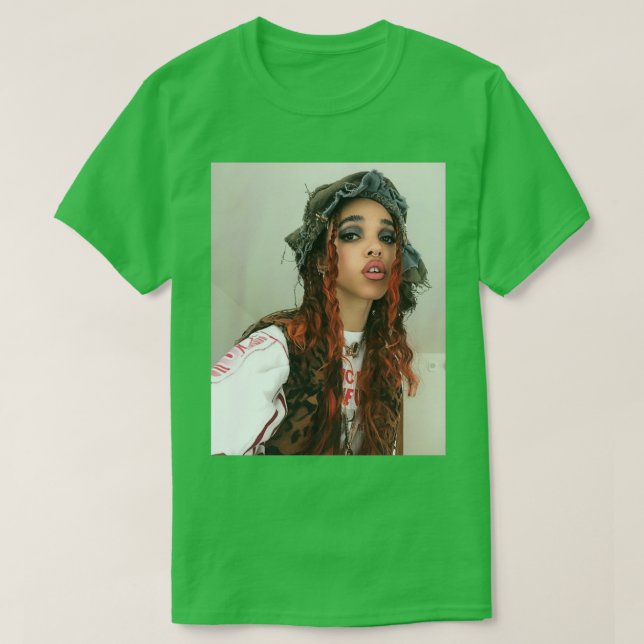 CAMISETA FKA TWIGS RED HAIR (Diseño del anverso)
