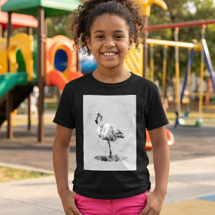 Camiseta Flamenco Monocromo Elegante en Acuarela