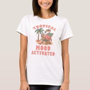 Camiseta Flamingo Activada Con Ánimo Tropical.