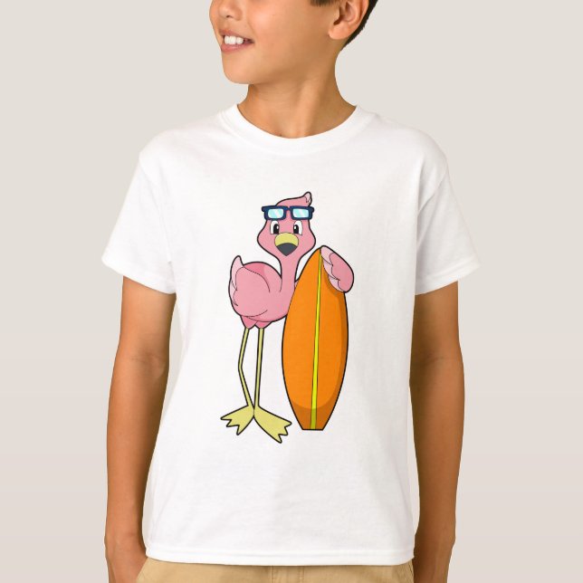 Camiseta Flamingo como surfista con Surfboard.PNG (Anverso)