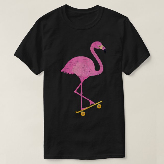 Camiseta Flamingo En Skateboard Diseño de Ilustracion Retro (Diseño del anverso)