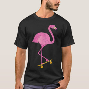 Camiseta Flamingo En Skateboard Diseño de Ilustracion Retro