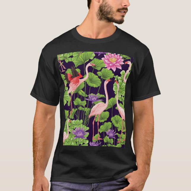 Camiseta Flamingo, plantas tropicales, fondo negro. (Anverso)