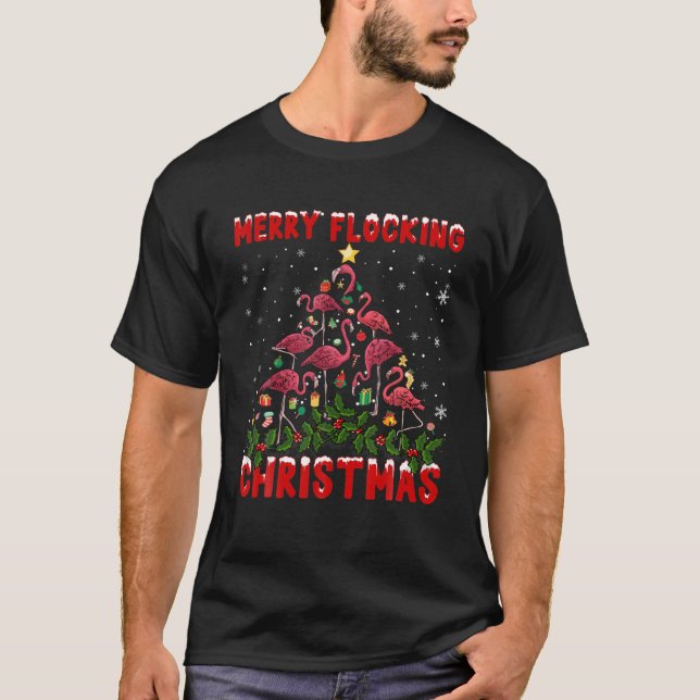 Camiseta Flamingo rosa Merry Flocking Christmas Tree Lights (Anverso)