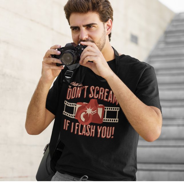 Camiseta Flash de cámara fotográfica de frase divertida ret (Subido por el creador)