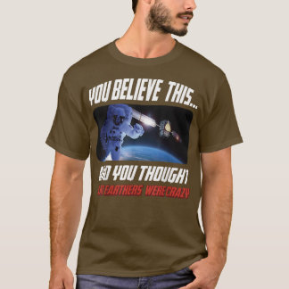 Camiseta Flat Earther Design  Astronauts and Satellites in 