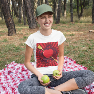 Camiseta Flecha del corazón rojo