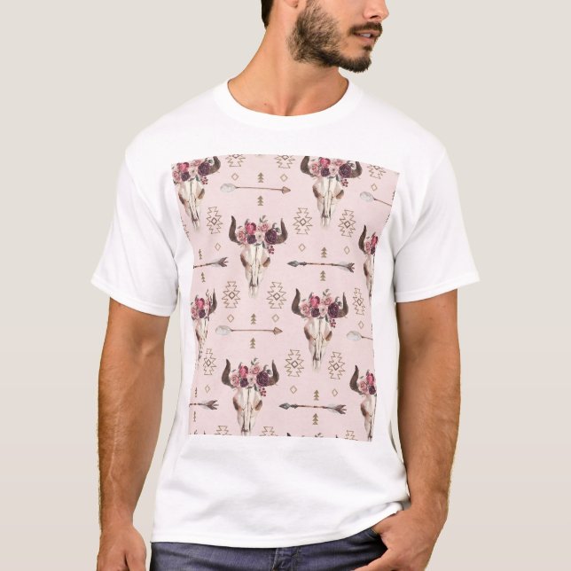 Camiseta Flechas y cráneo de Boho, patrón de acuarela. (Anverso)