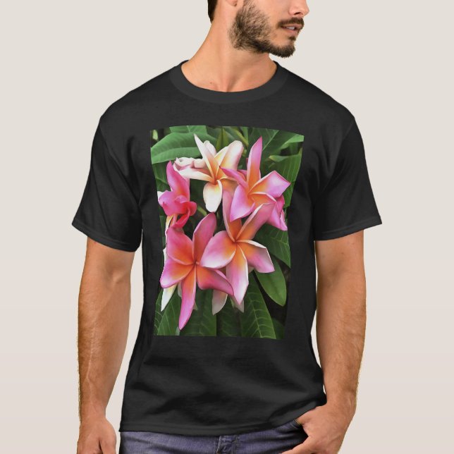 Camiseta Flor artística de flor de frangipani rosa pálido (Anverso)