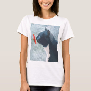 Camiseta Flor de esnifado de gato negro