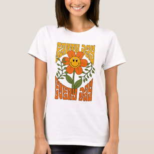 Camiseta Flor de margarita retro sonriente de los años 70