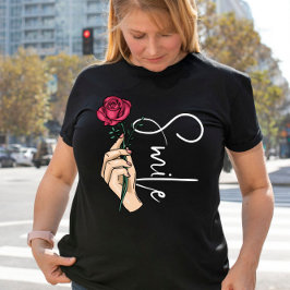 Camiseta Flor rosa para una sonrisa linda cita motivadora