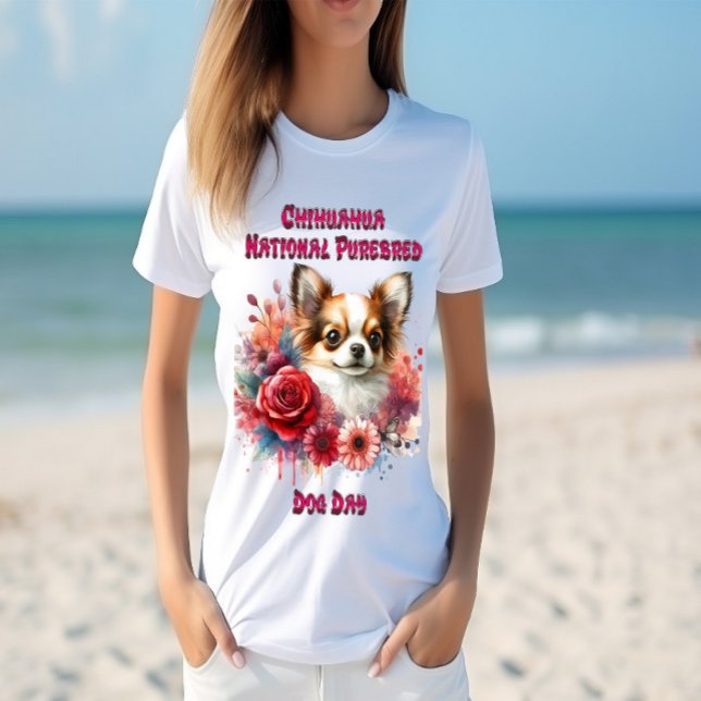 Camiseta Floral Chihuahua a pequeña canina florece (Subido por el creador)