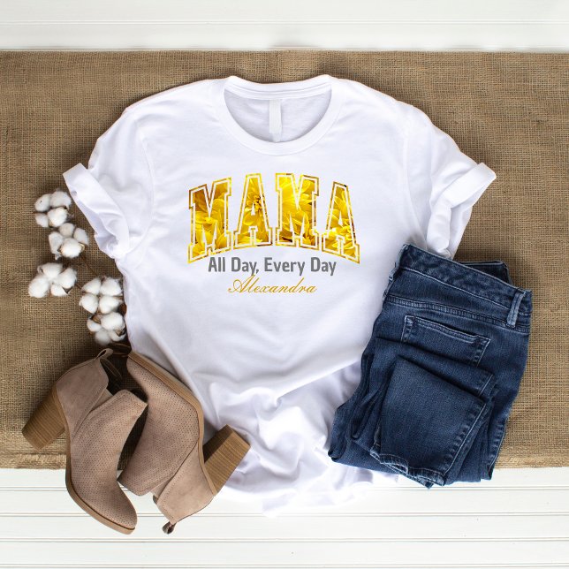 Camiseta Floral dorada mamá todo el día Personalizado Mamá (golden mama custom floral shirt)