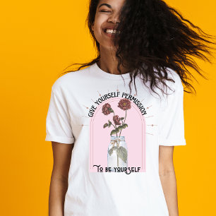Camiseta Floral rosa boho vintage sé tú mismo