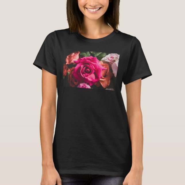 Camiseta Floral Vibrant Pink Rose Flower Photography  (Anverso)