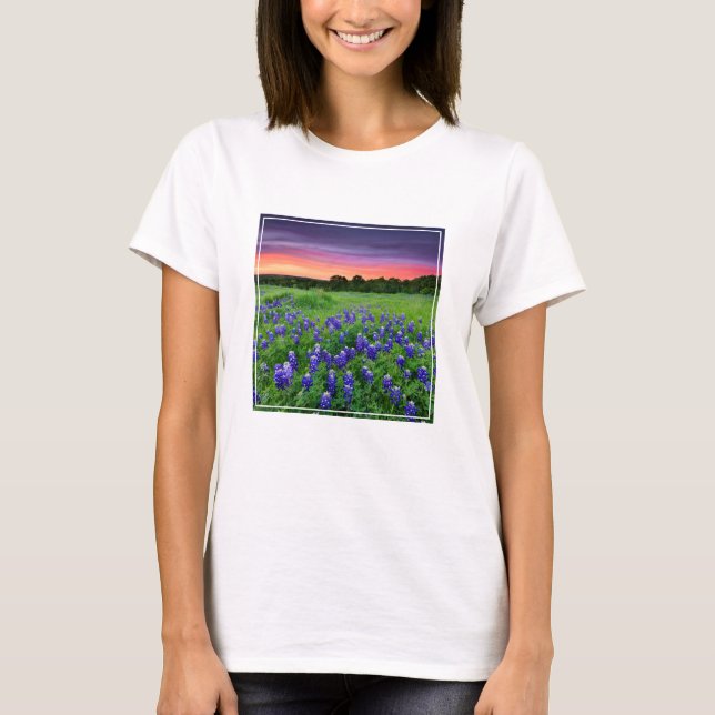 Camiseta Flores | Bluebonnets en Sunset Texas (Anverso)