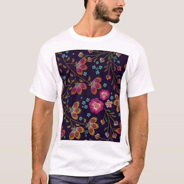 Camiseta Flores bordadas: patrón sin costuras de moda (Anverso)
